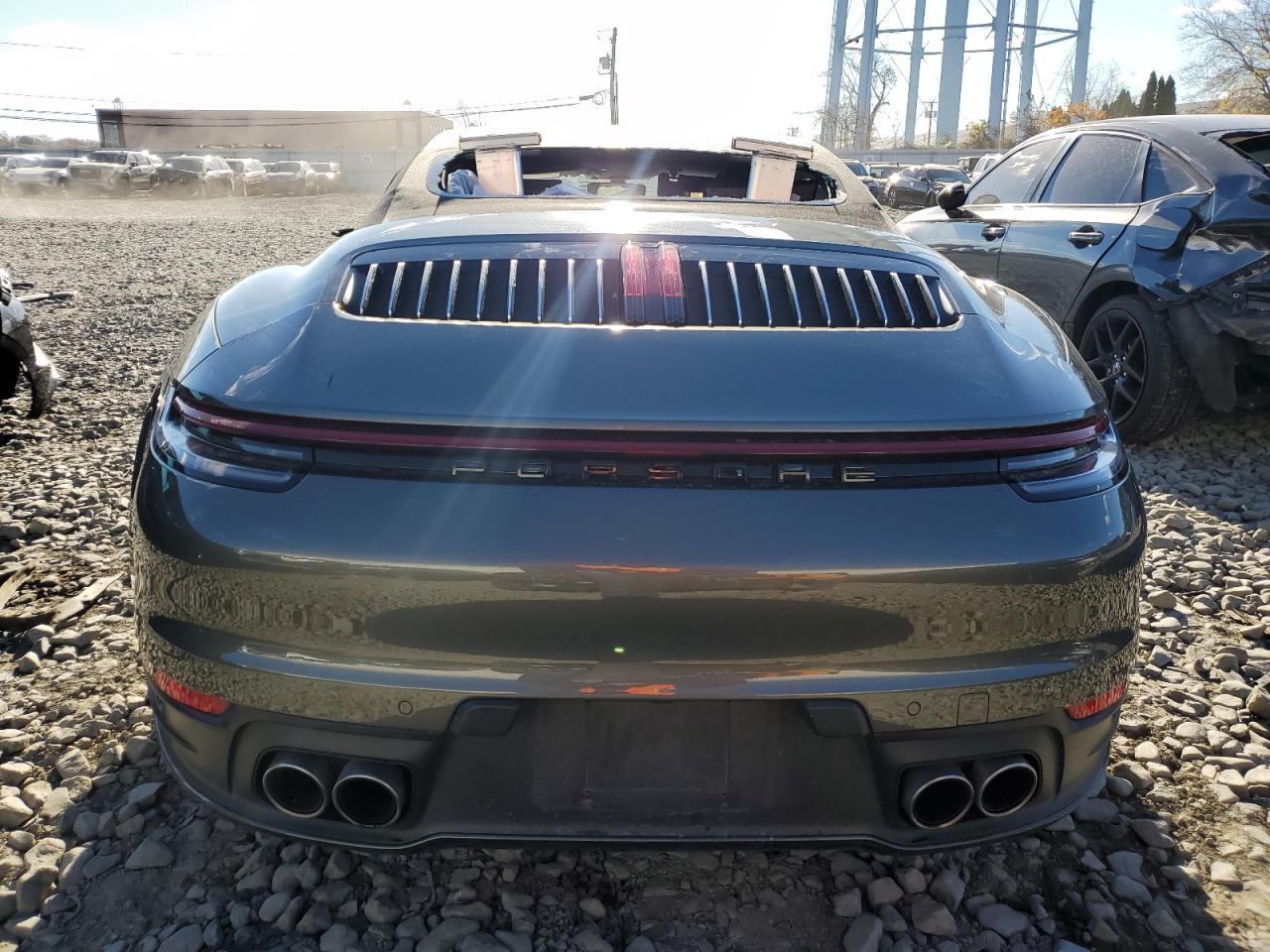 2020 PORSCHE 911