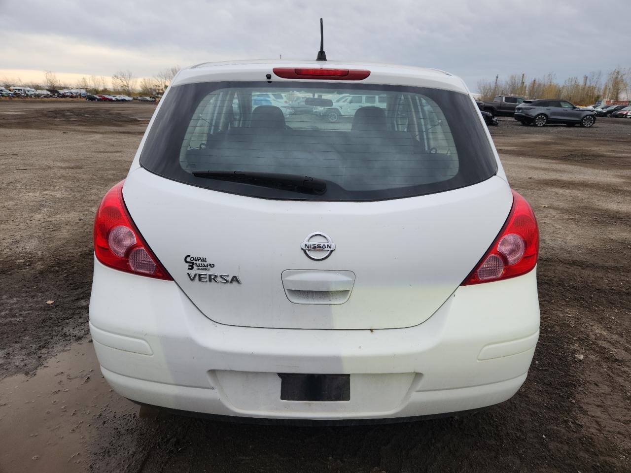 2009 NISSAN VERSA