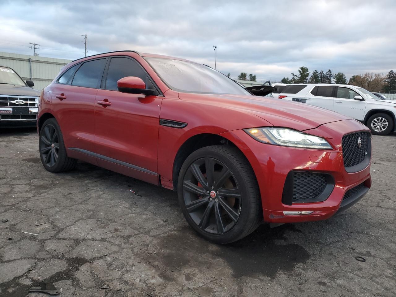 2019 JAGUAR F-Pace