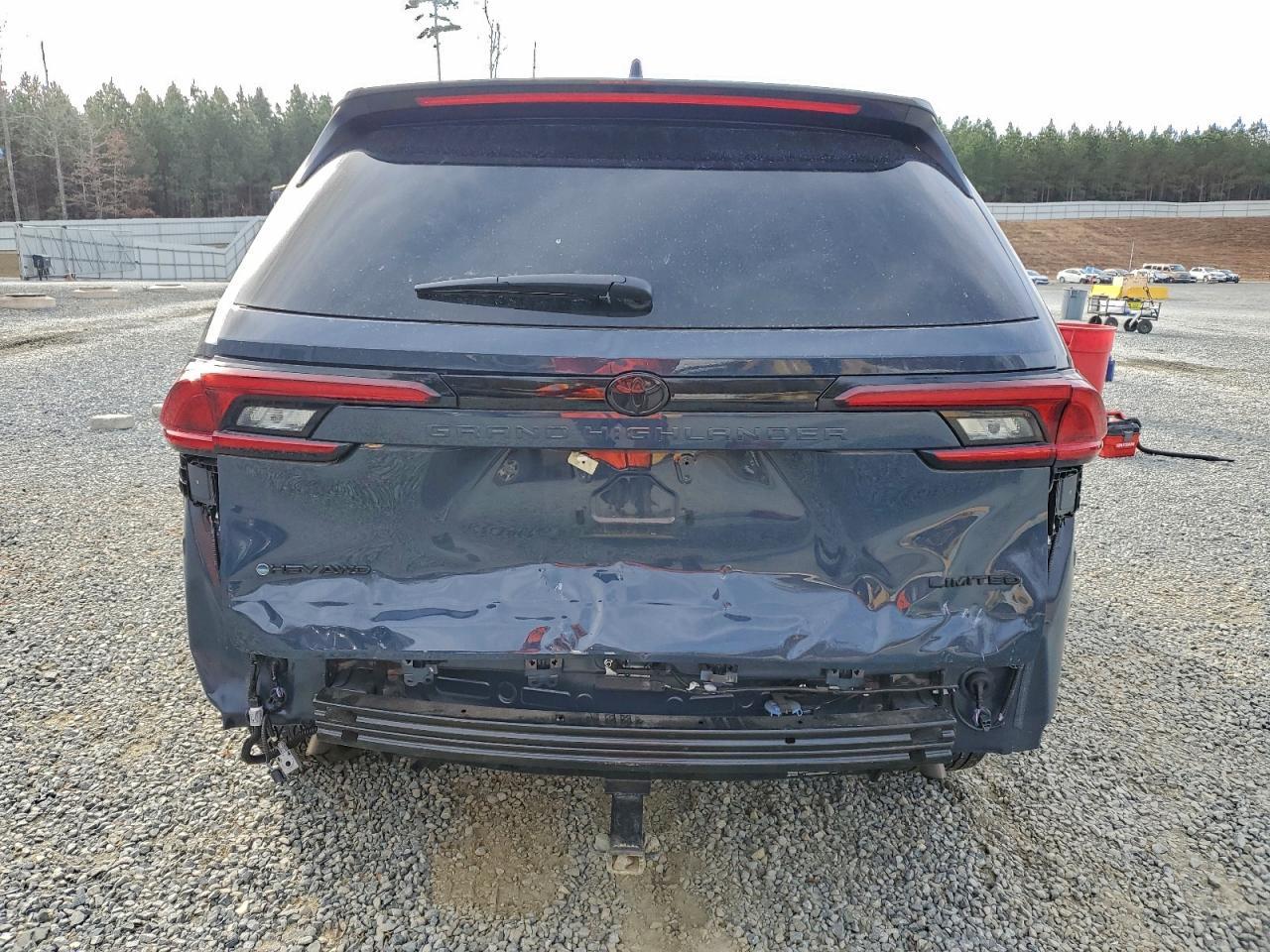 2025 TOYOTA HIGHLANDER