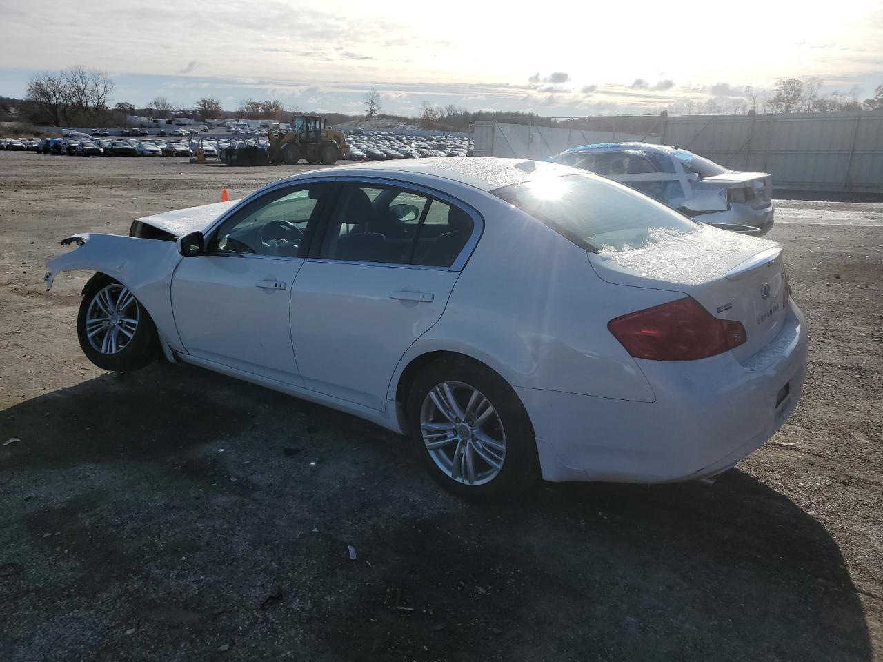 2011 INFINITI G25