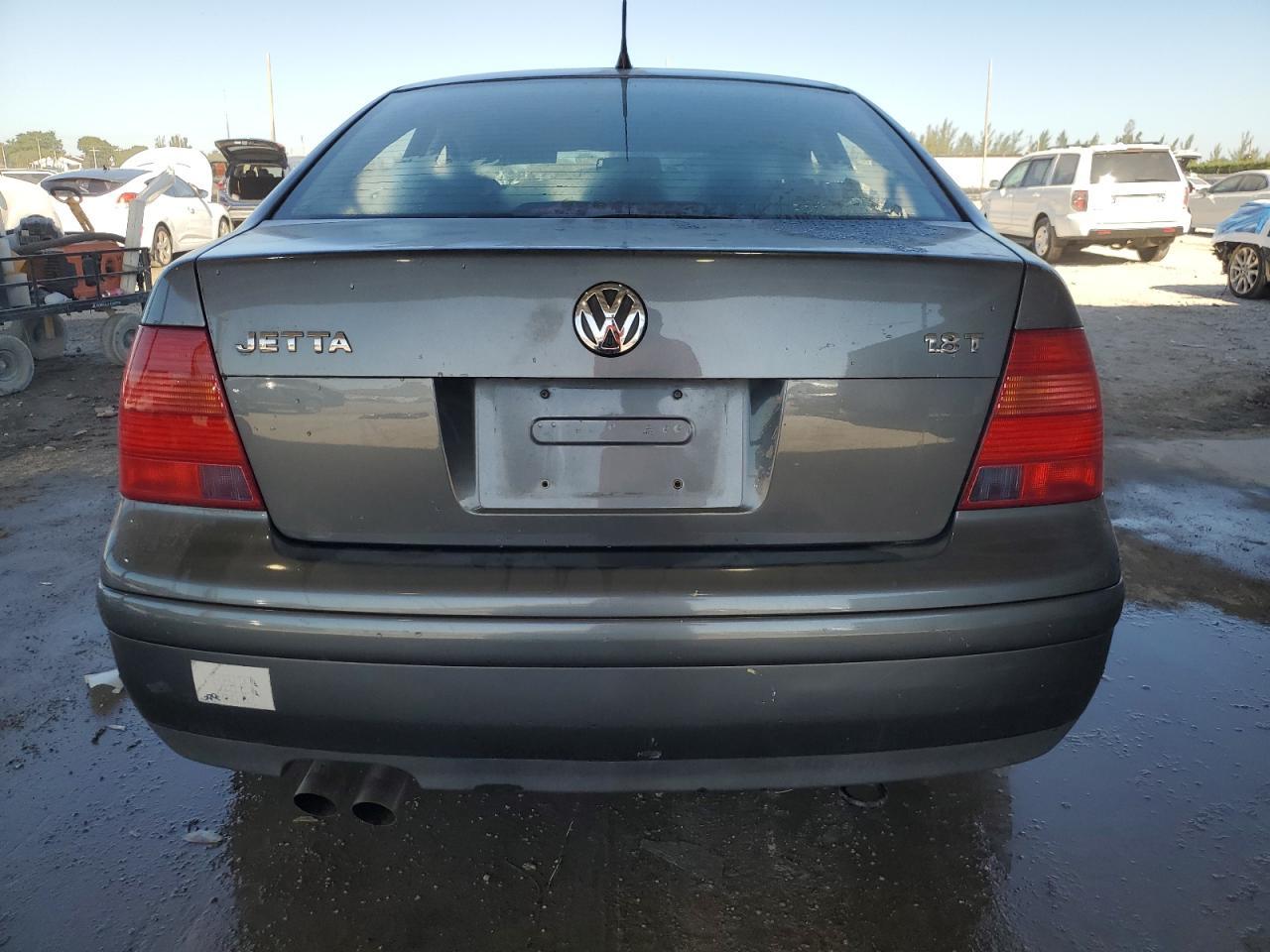 2003 VOLKSWAGEN JETTA