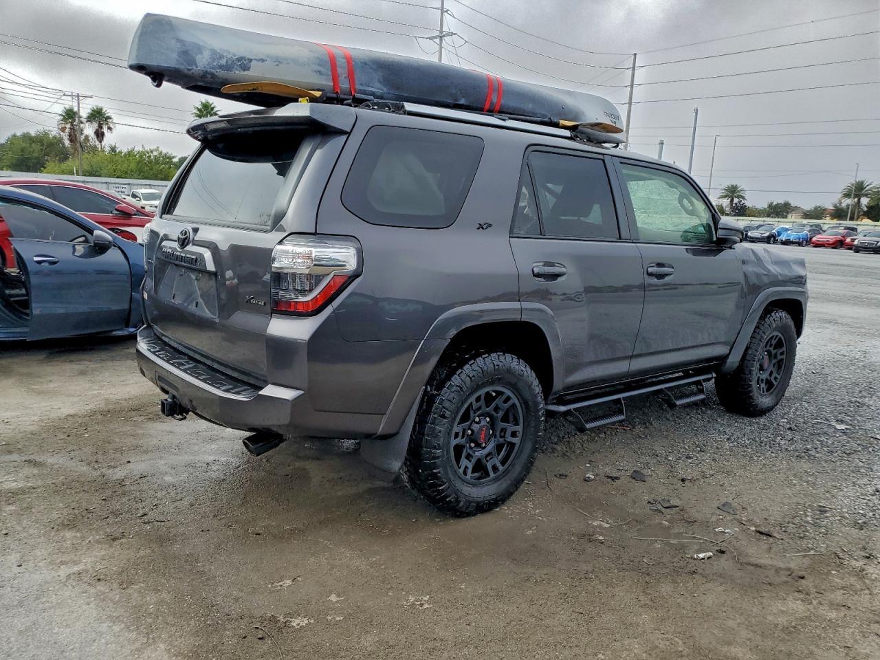 2022 TOYOTA 4Runner