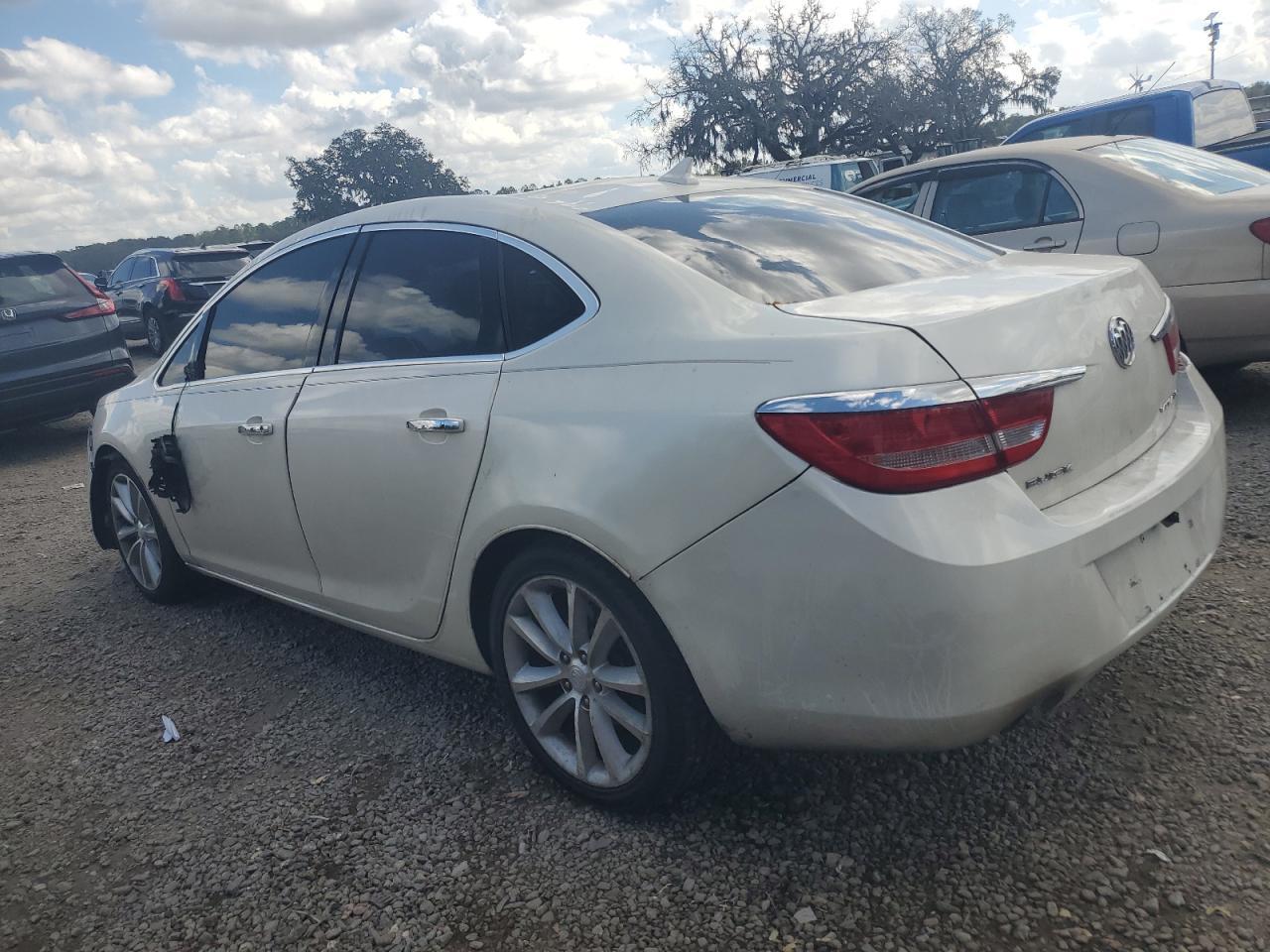 2013 BUICK VERANO