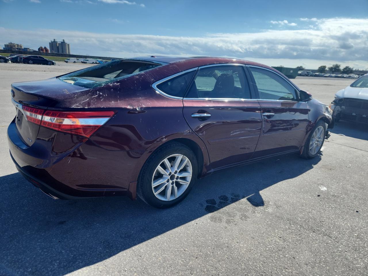 2014 TOYOTA Avalon