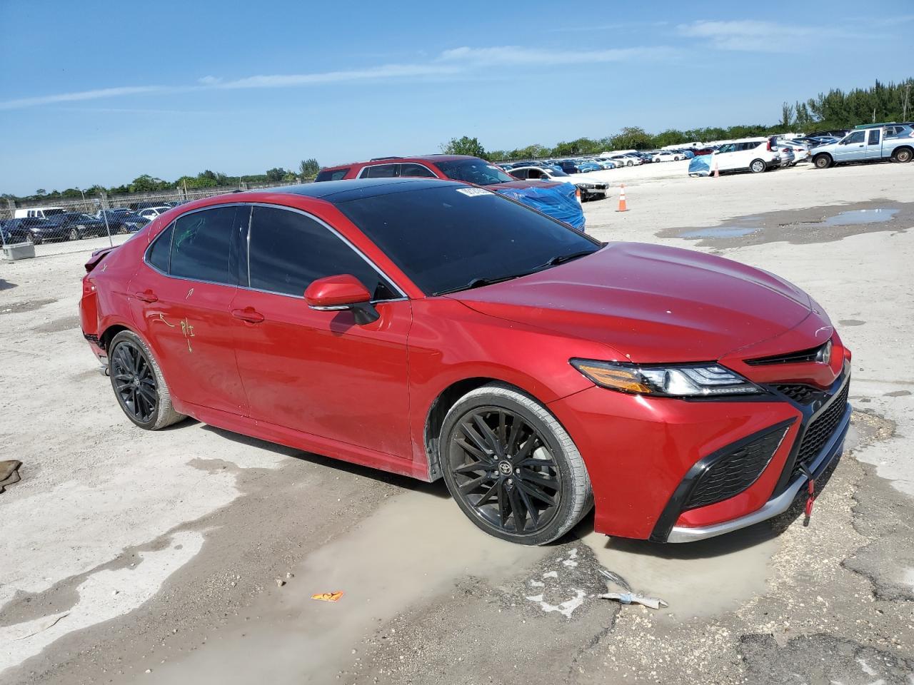 2024 TOYOTA CAMRY