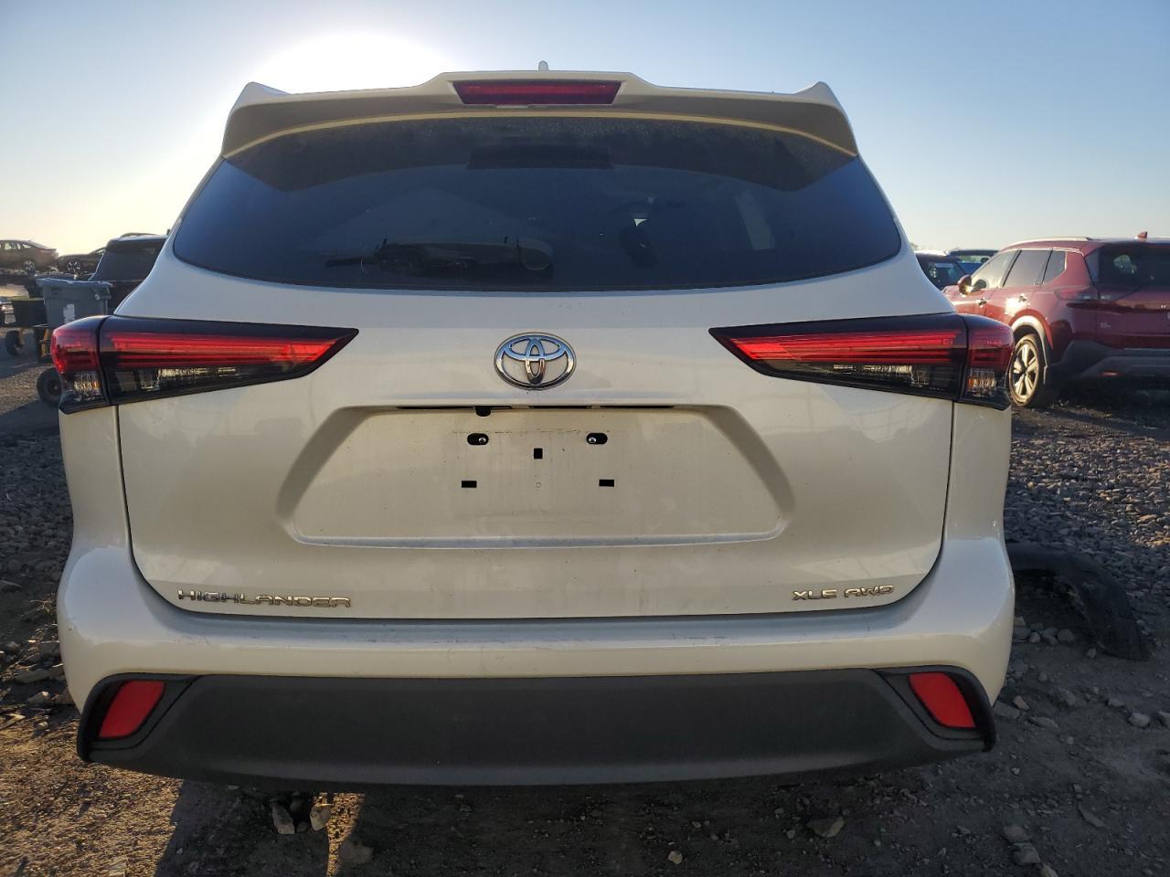 2020 TOYOTA HIGHLANDER