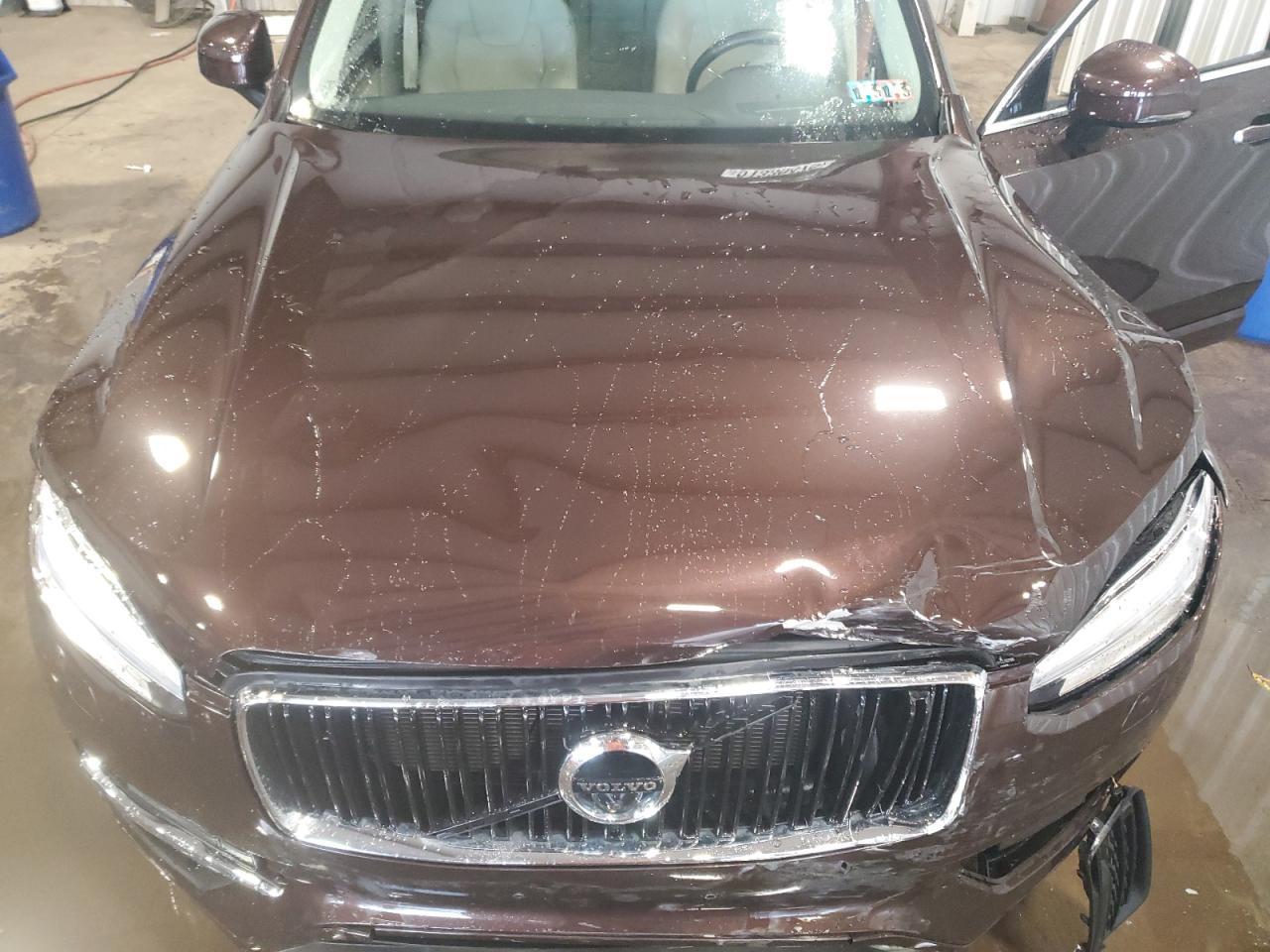 2018 VOLVO XC90