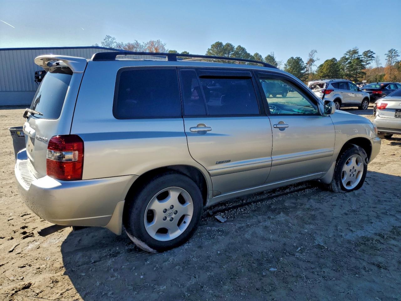 2006 TOYOTA HIGHLANDER