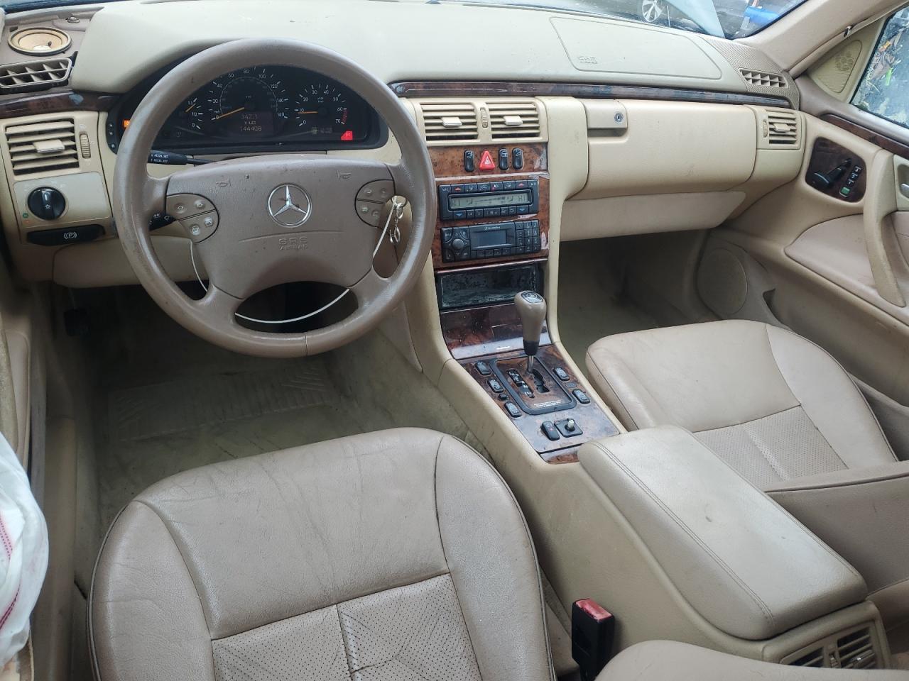 2000 MERCEDES-BENZ E-Class