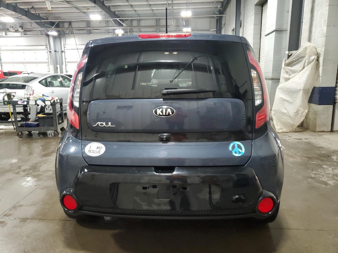 2016 KIA SOUL