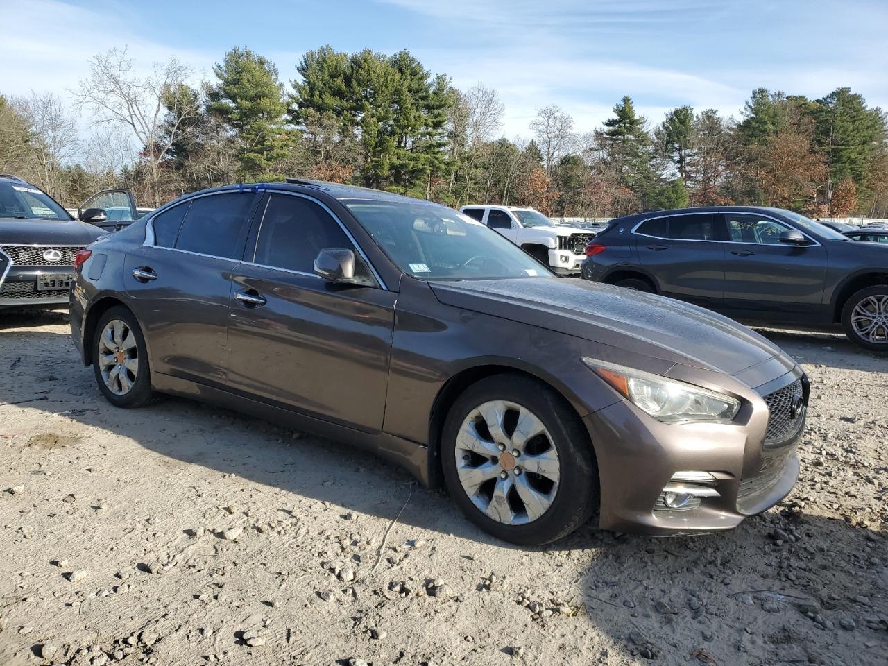 2014 INFINITI Q50