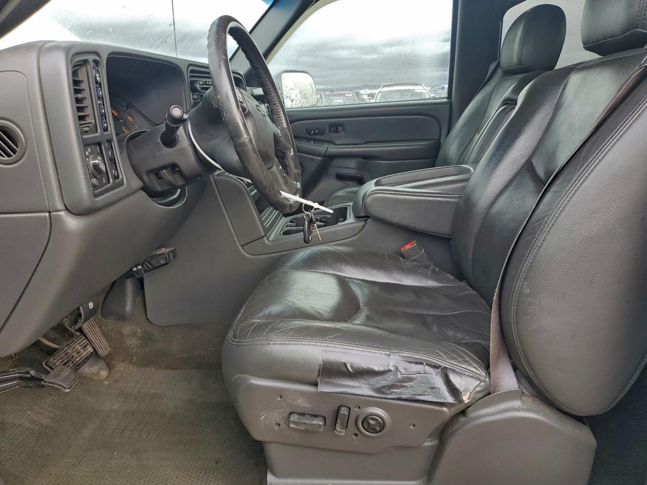 2004 CHEVROLET Silverado