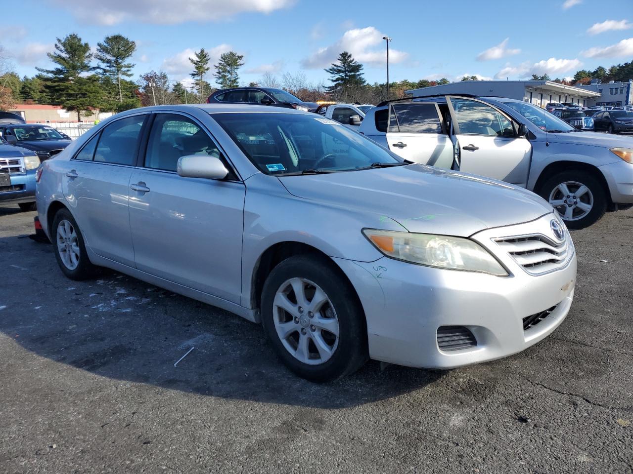 2010 TOYOTA CAMRY