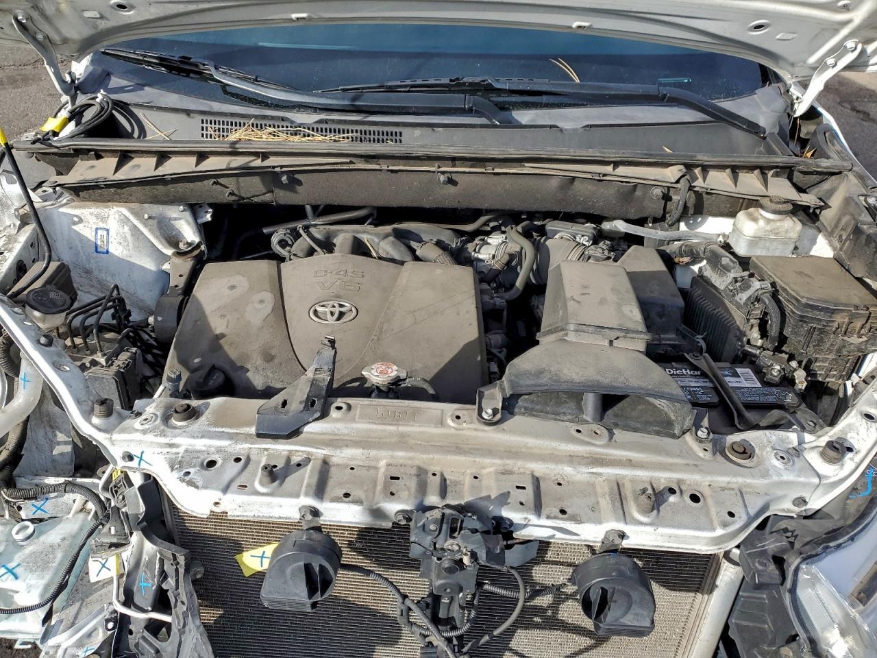 2019 TOYOTA HIGHLANDER