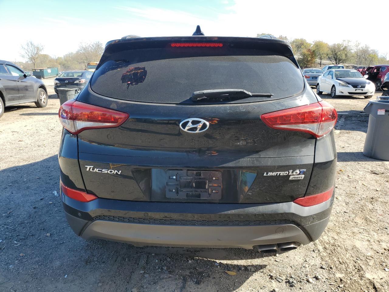 2016 HYUNDAI TUCSON
