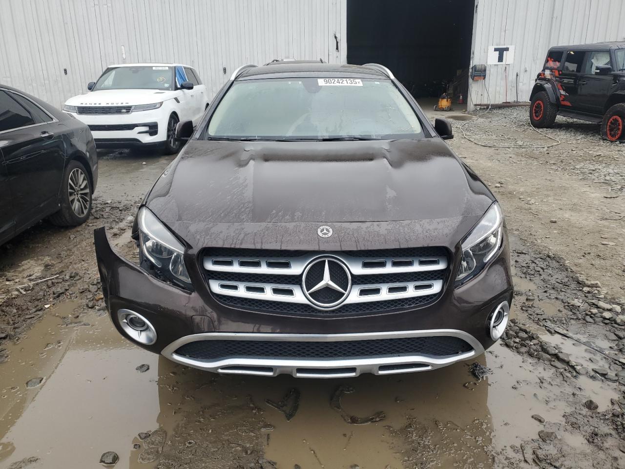 2018 MERCEDES-BENZ GLA-Class