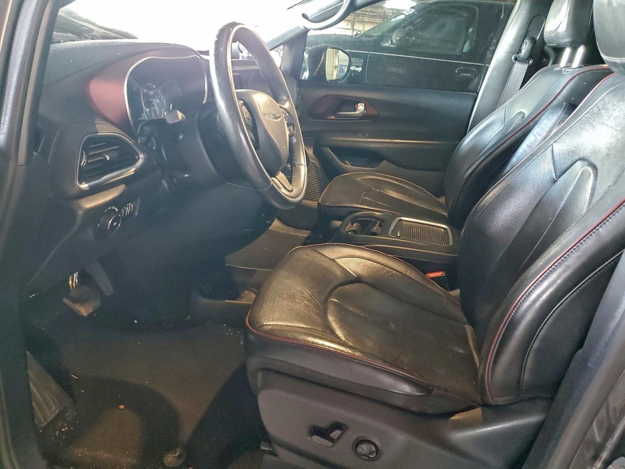 2020 CHRYSLER Pacifica