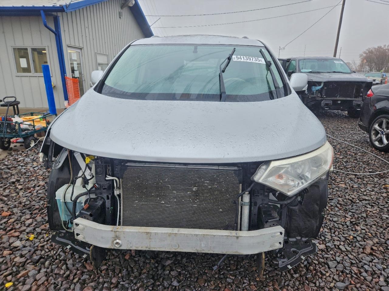 2013 NISSAN Quest