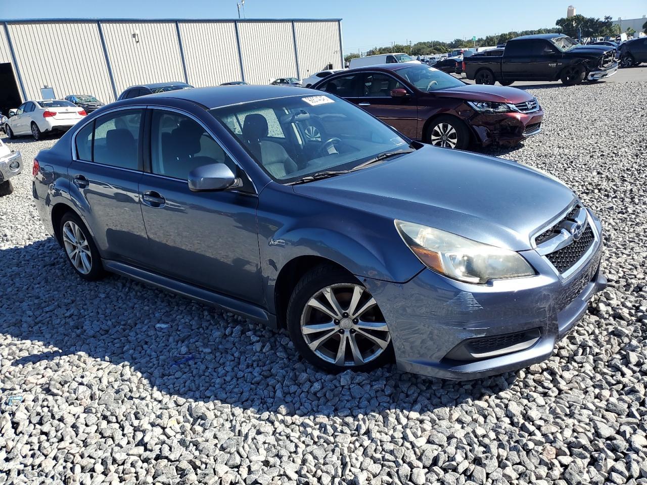 2013 SUBARU Legacy
