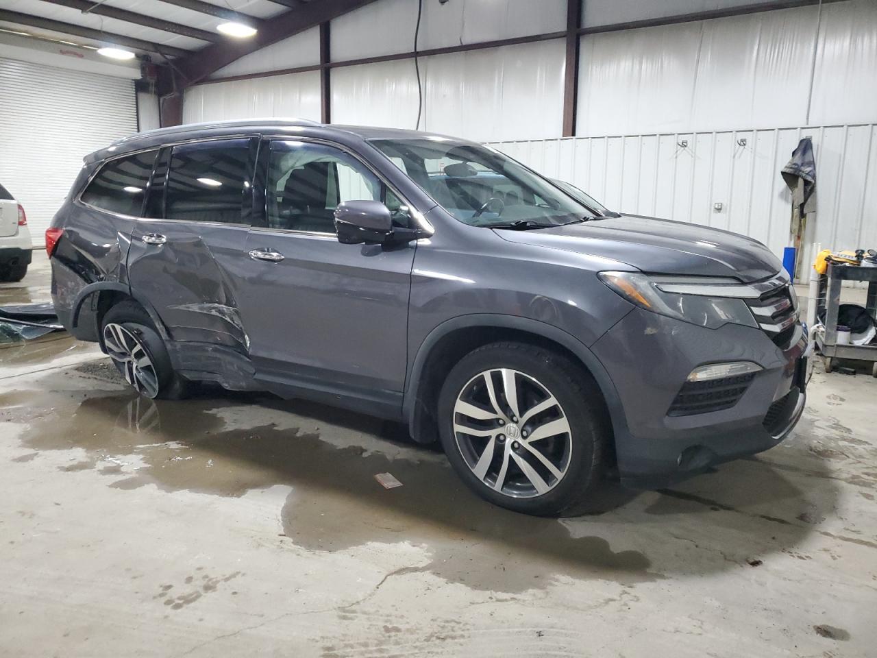 2017 HONDA PILOT