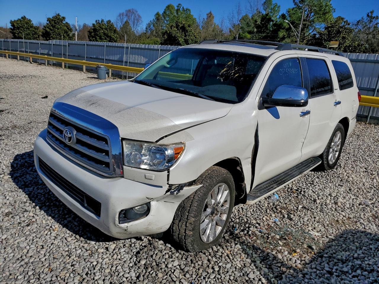 2011 TOYOTA Sequoia