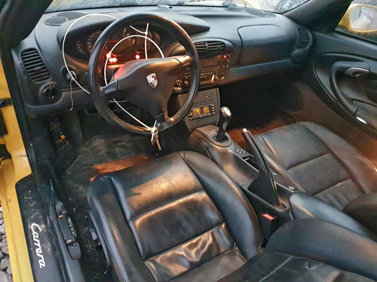 2001 PORSCHE 911