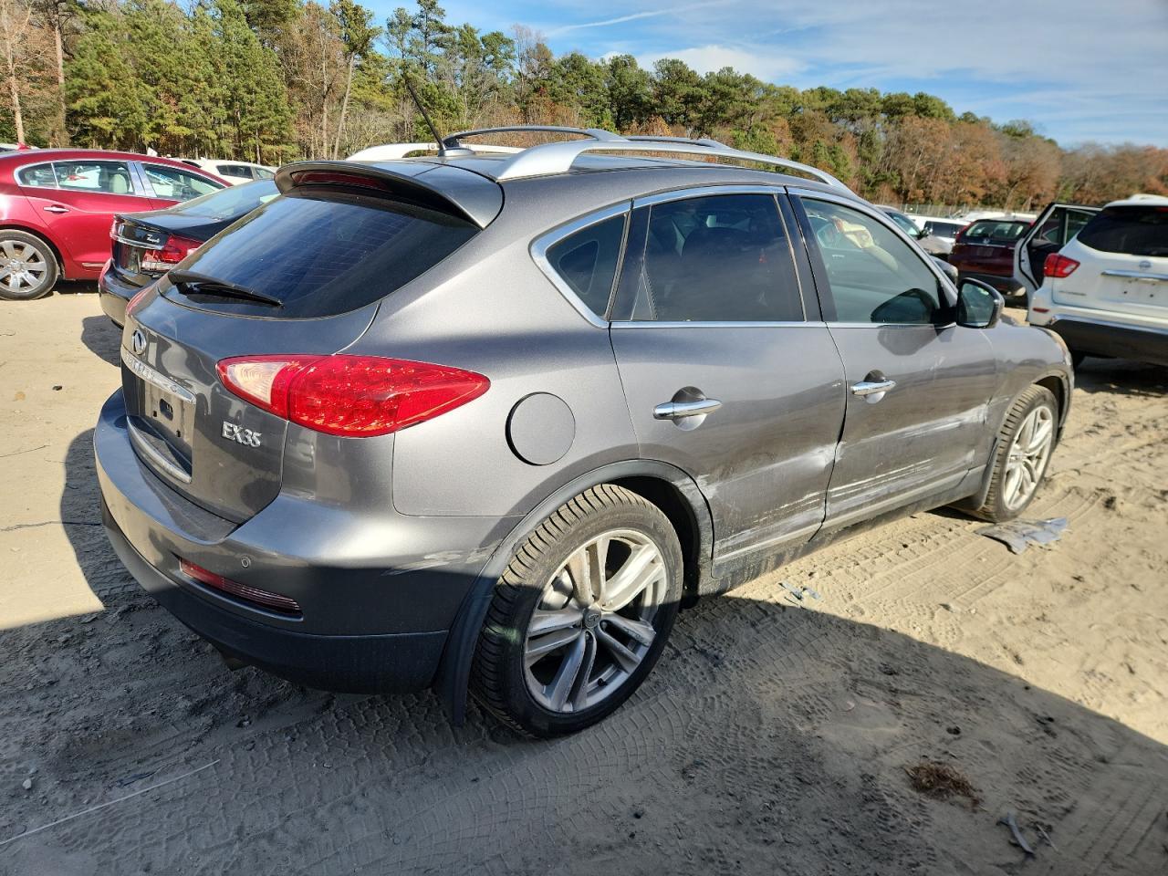 2012 INFINITI EX35