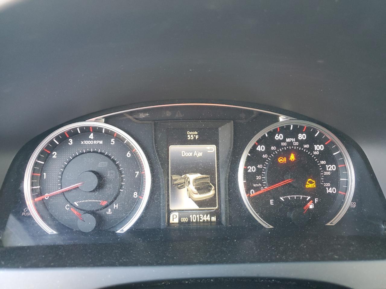2016 TOYOTA CAMRY