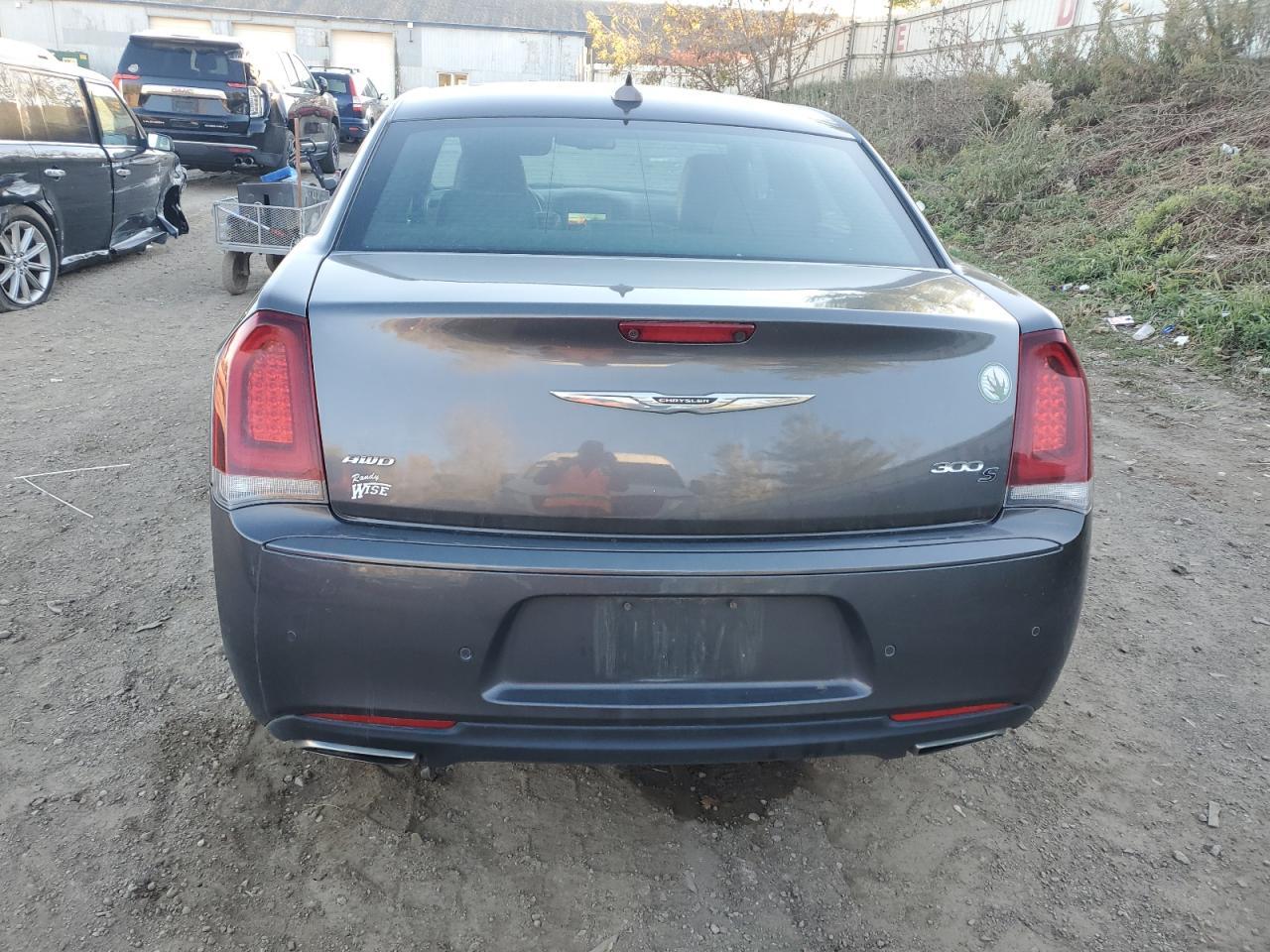 2017 CHRYSLER 300