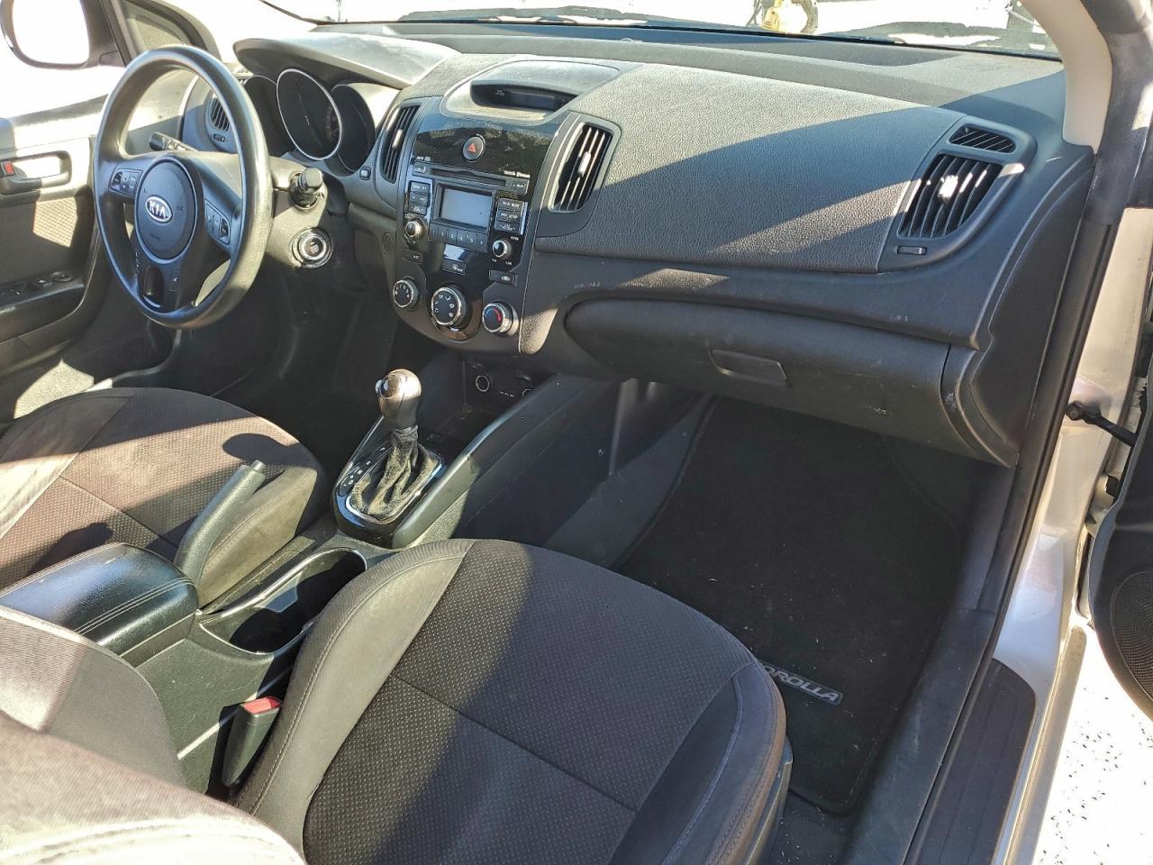 2011 KIA FORTE
