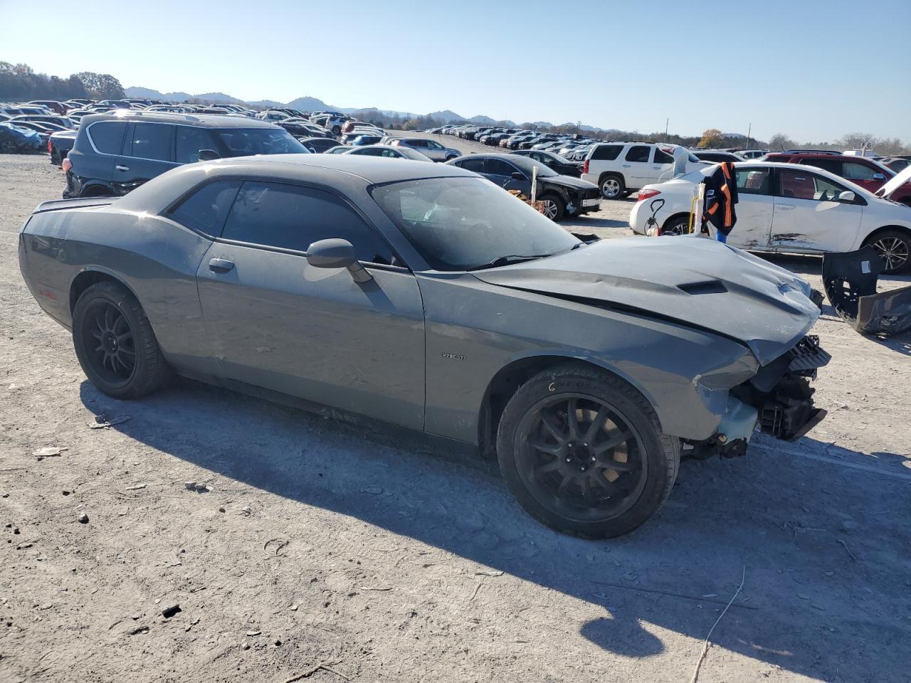 2018 DODGE Challenger