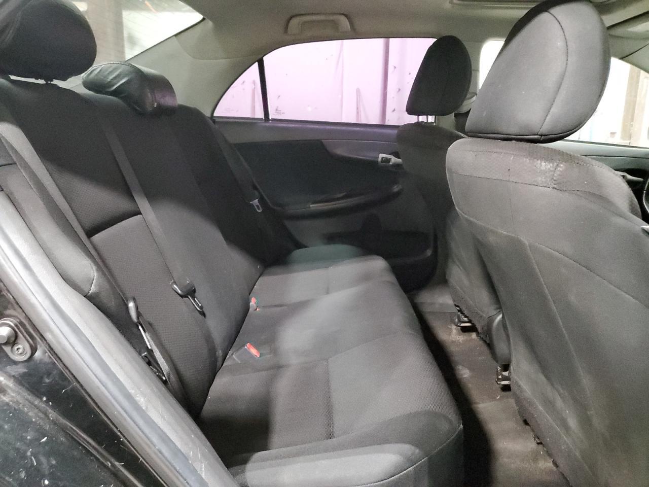 2011 TOYOTA COROLLA