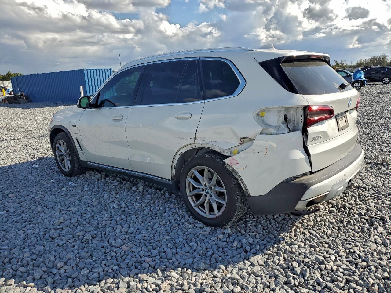 2023 BMW X5