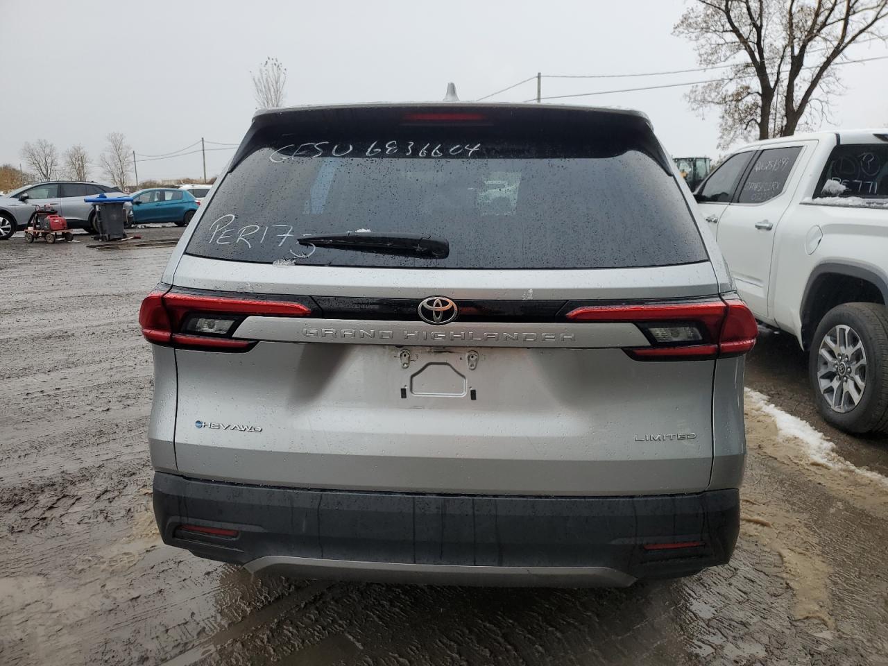 2024 TOYOTA HIGHLANDER