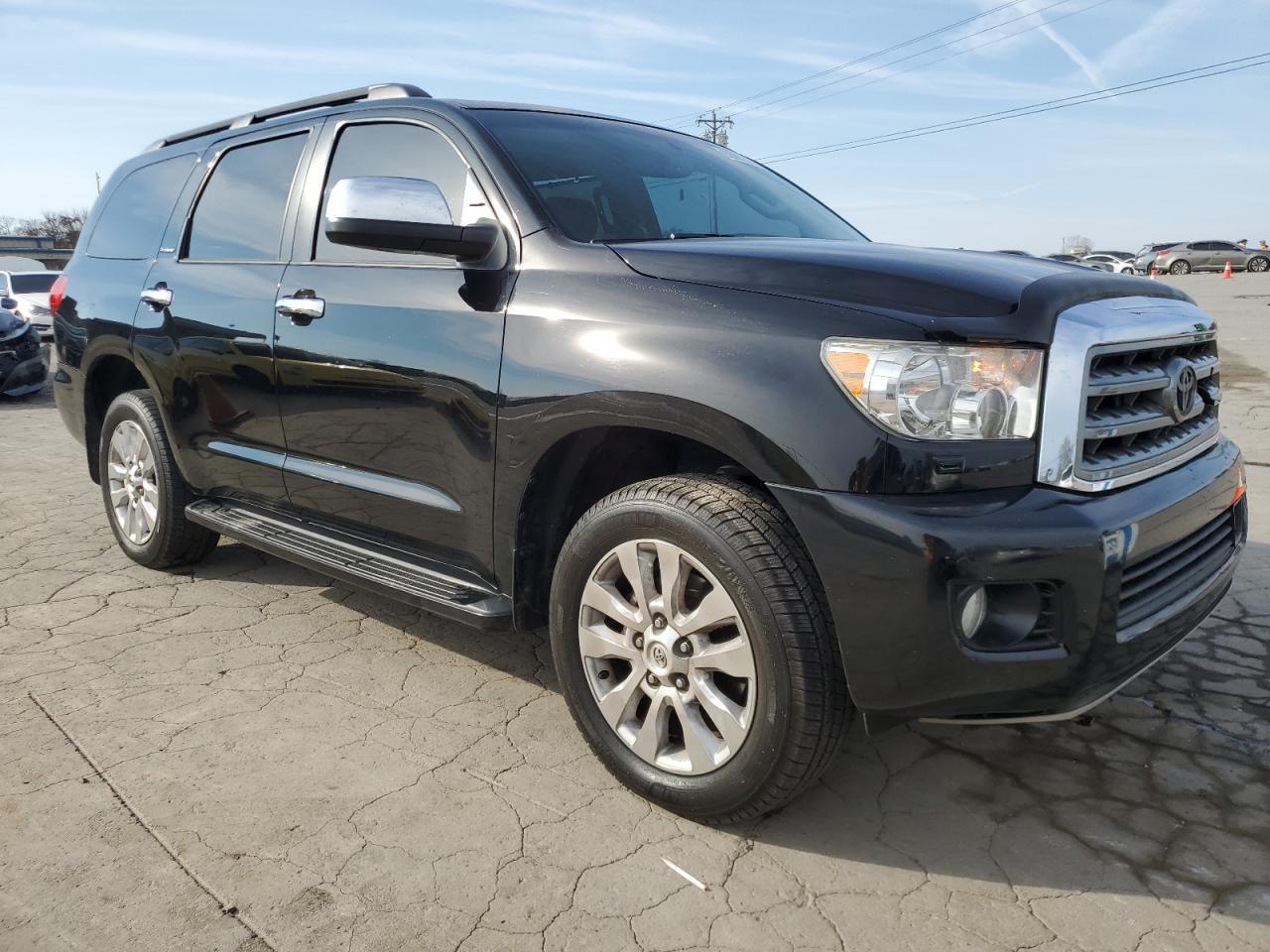 2016 TOYOTA Sequoia
