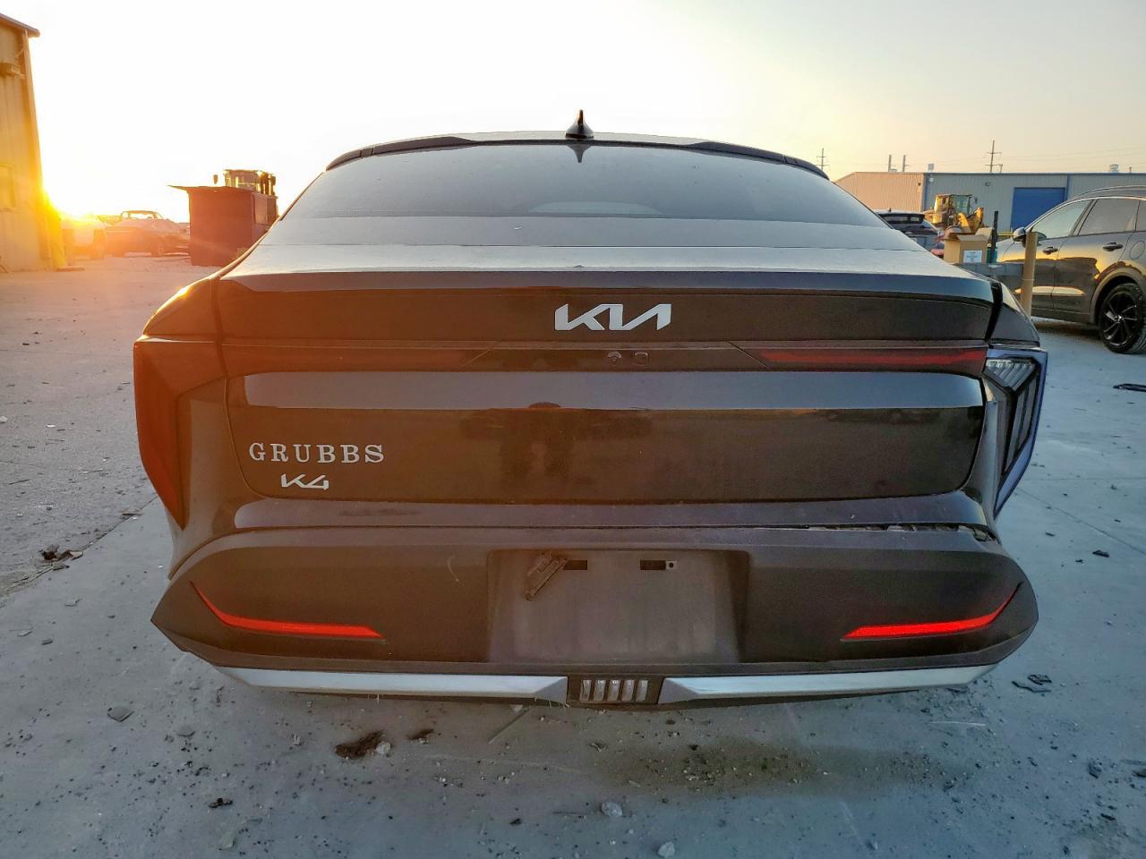 2025 KIA K4