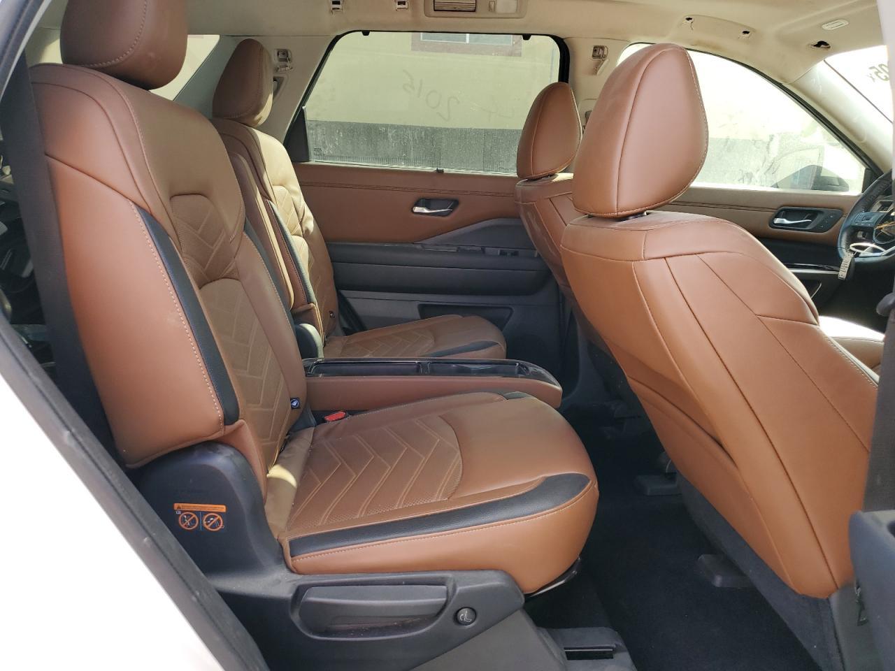 2022 NISSAN PATHFINDER