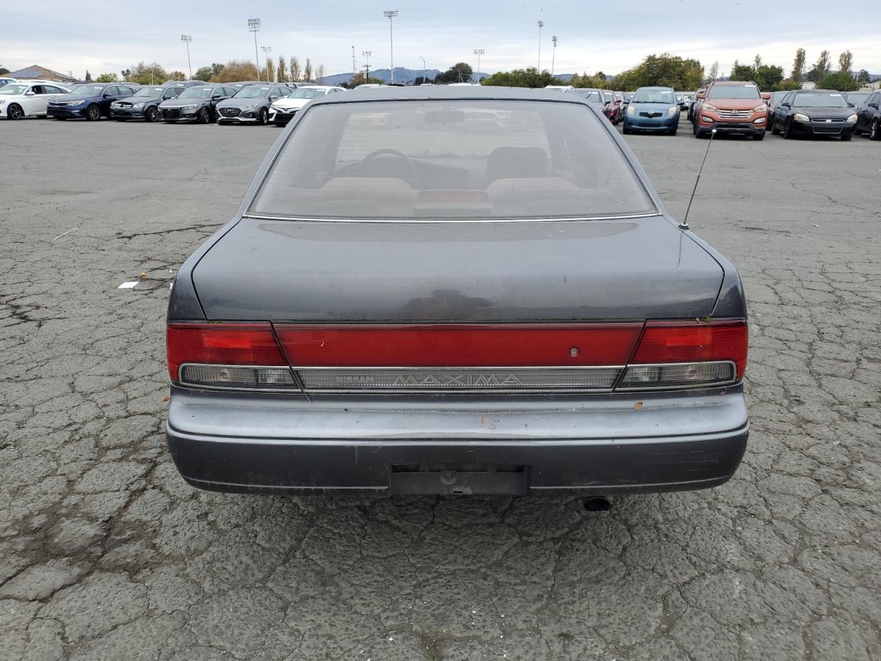 1992 NISSAN Maxima