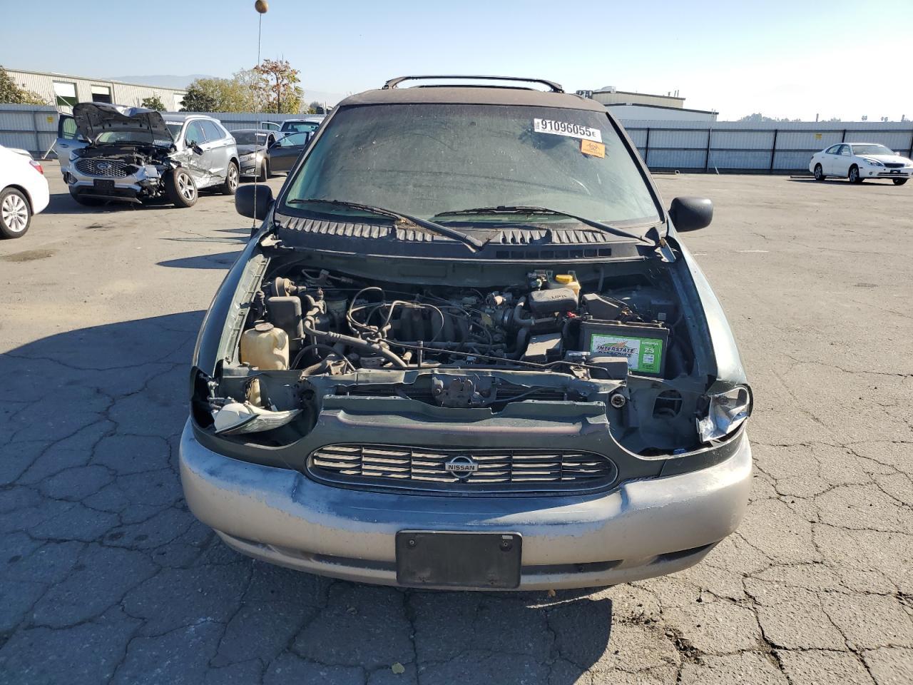 2000 NISSAN Quest