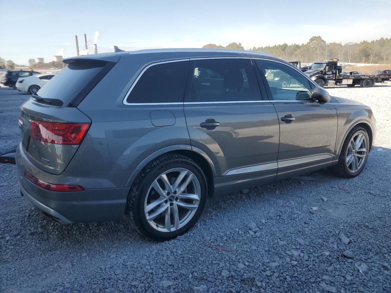 2017 AUDI Q7