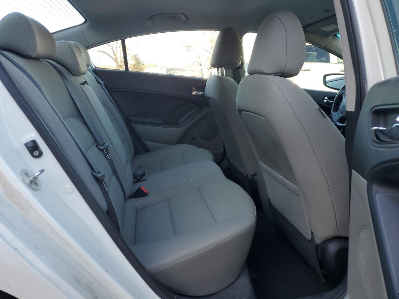2015 KIA FORTE