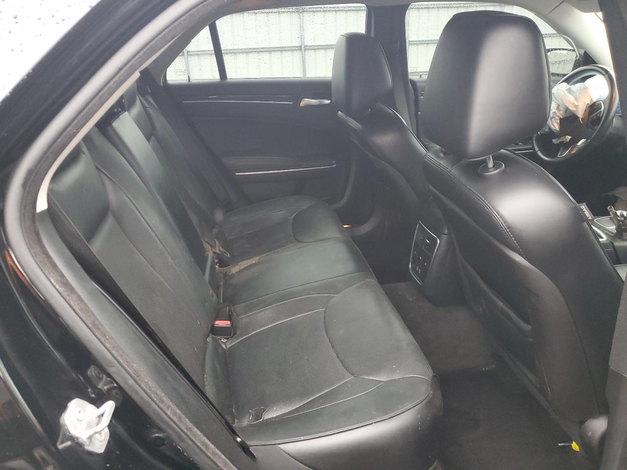 2015 CHRYSLER 300