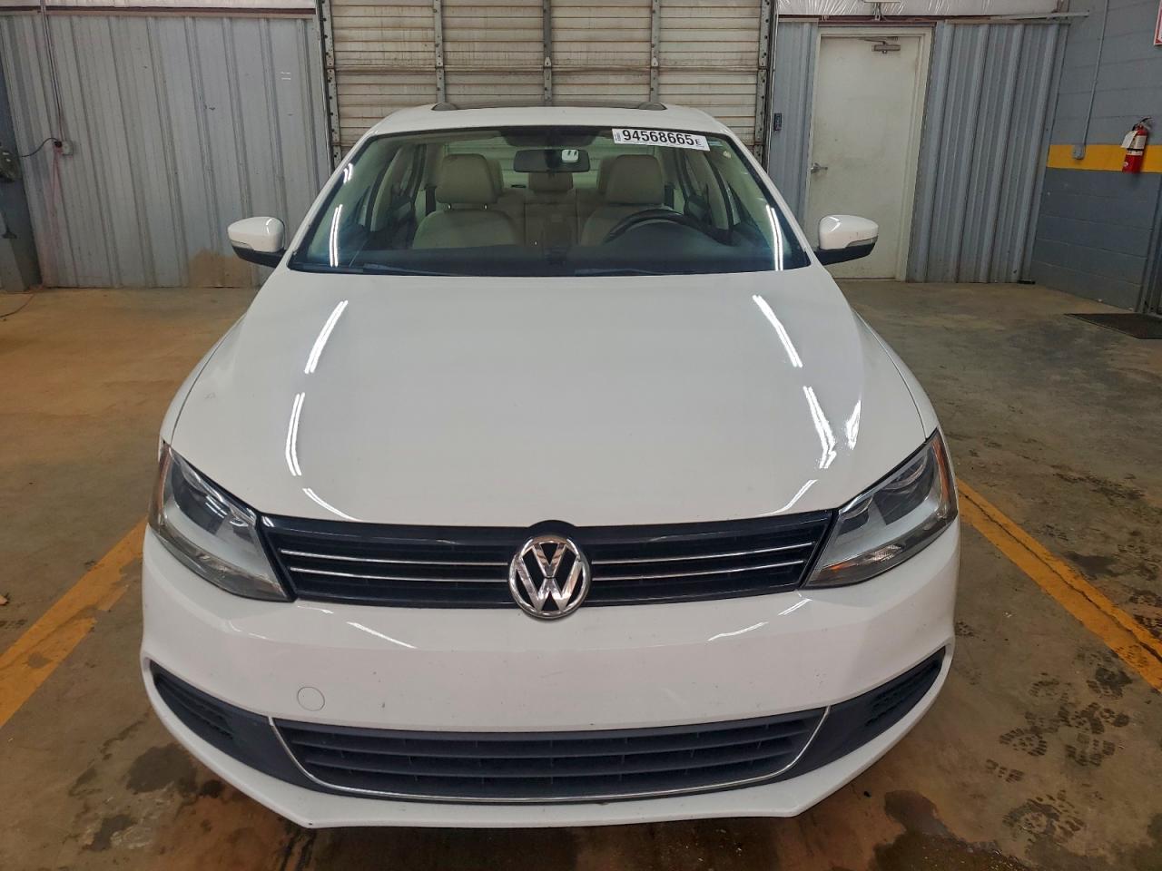 2013 VOLKSWAGEN JETTA