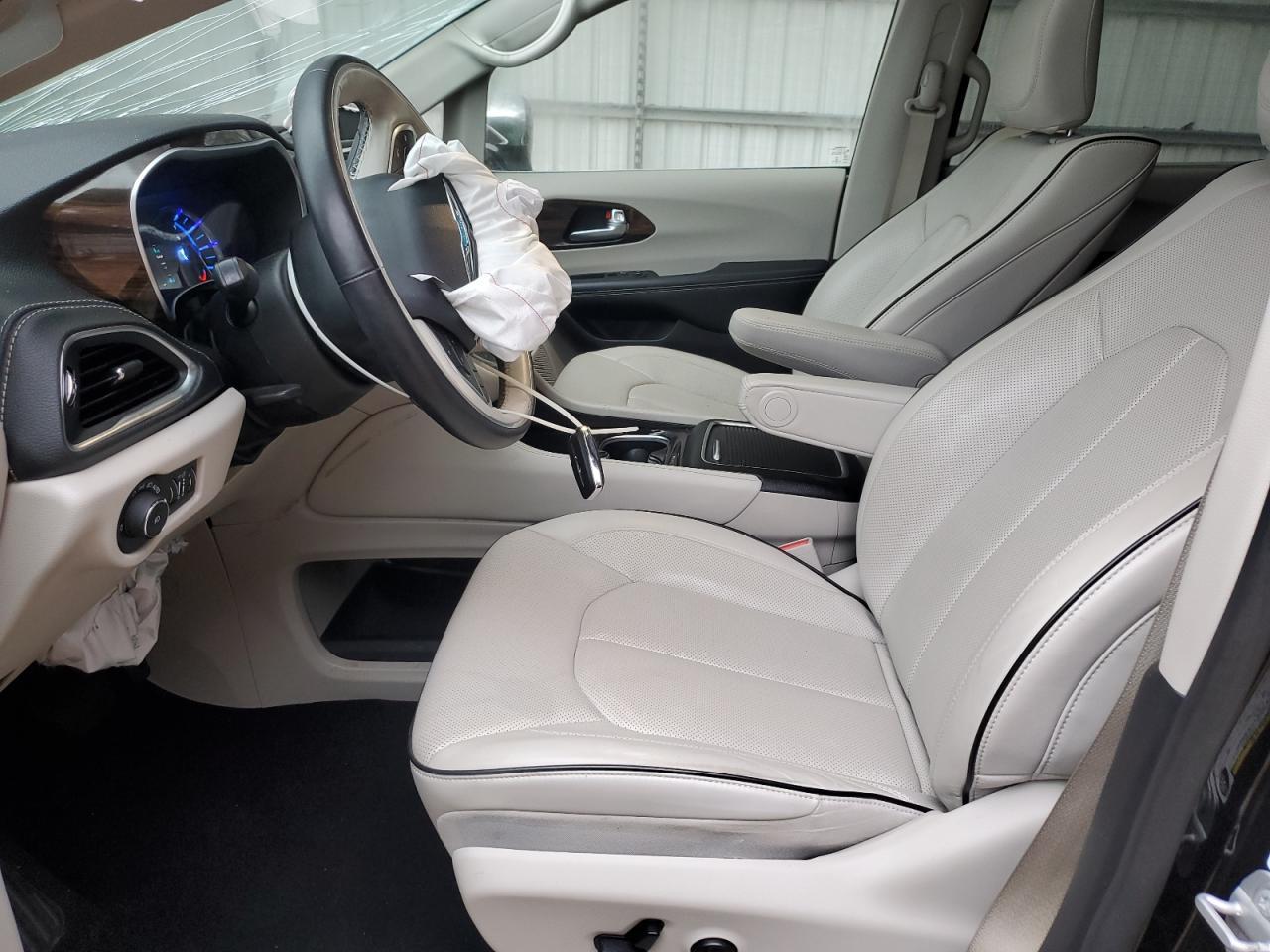 2021 CHRYSLER Pacifica