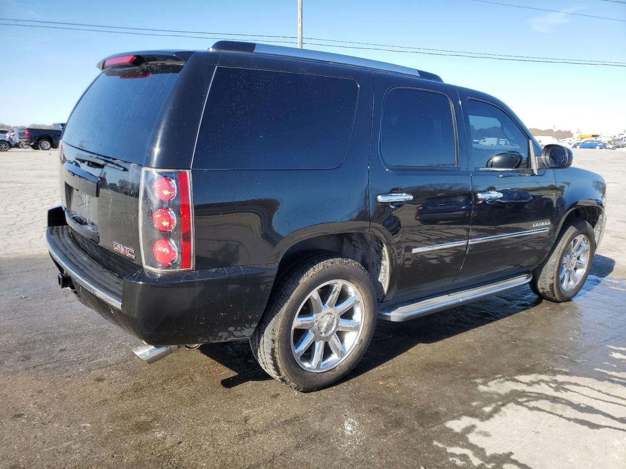 2013 GMC Yukon