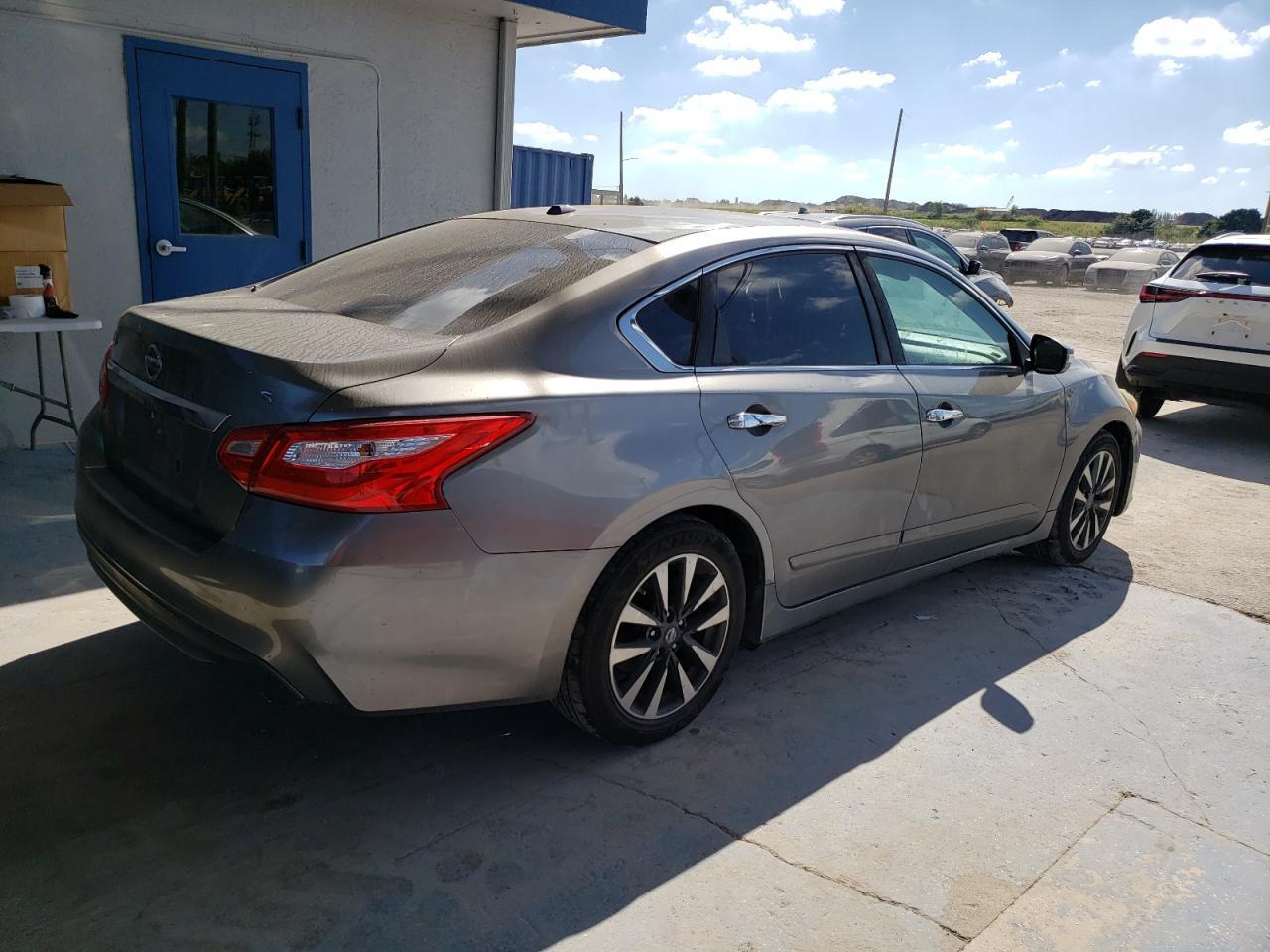 2016 NISSAN ALTIMA
