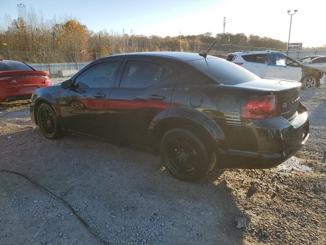 2014 DODGE Avenger