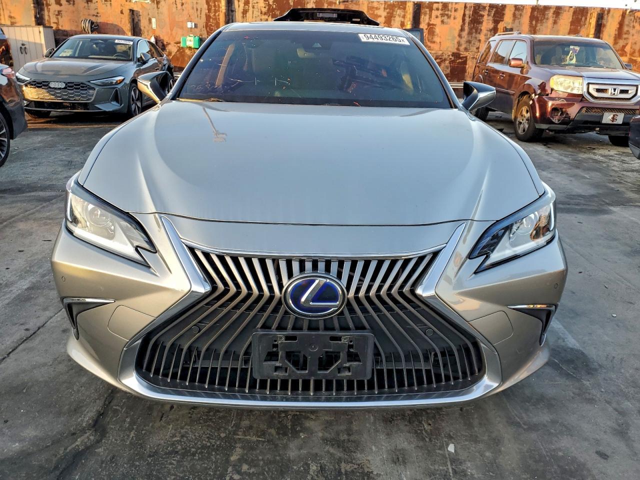 2019 LEXUS ES 300H