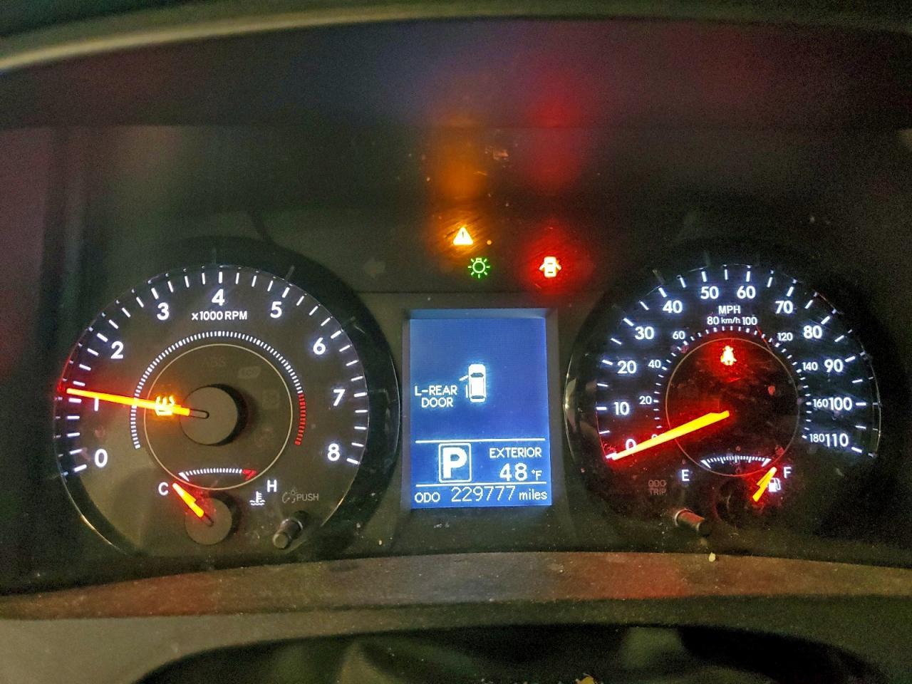 2017 TOYOTA SIENNA